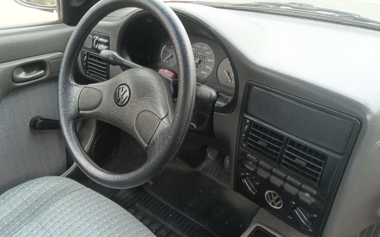 imagem-https://www.socarrao.com.br/sc-vehicle-images-prod/3794266/1789223712407-SU1HXzIwMjYwOTEyXzExMjUyMi5qcGc.jpg