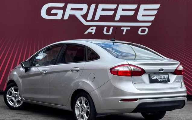 imagem-https://www.socarrao.com.br/sc-vehicle-images-prod/3794282/1790027967026-8461498_5_B_217290104f.jpeg
