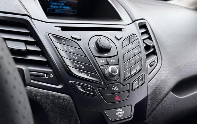 imagem-https://www.socarrao.com.br/sc-vehicle-images-prod/3794282/1790027967038-8461498_12_B_4c2c04fba8.jpeg