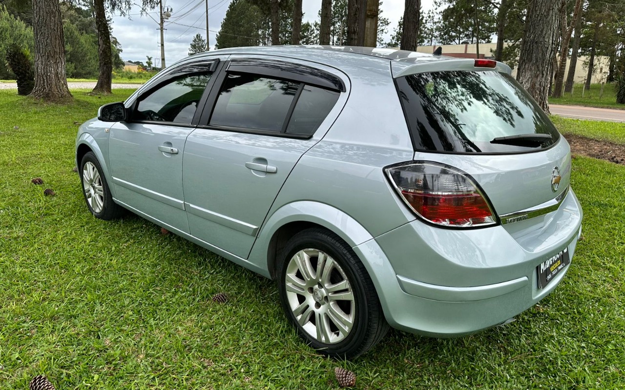 imagem-https://www.socarrao.com.br/sc-vehicle-images-prod/3794286/1789221609764-YTRiMDY5ZWUtMzc4MC00YjIzLTk0ZWMtYWRiNzhlZjVlNDUxLmpwZWc.jpeg