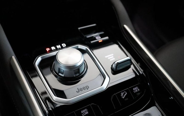 imagem-https://www.socarrao.com.br/sc-vehicle-images-prod/3794288/1789223522367-8460832_9_B_4e90d9d558.jpeg