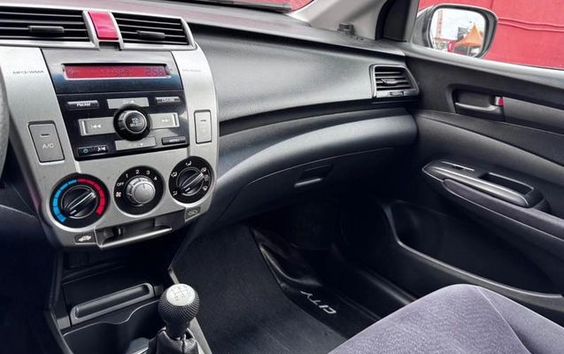 imagem-https://www.socarrao.com.br/sc-vehicle-images-prod/3794294/1789221782629-8461595_13_B_f2bde732d4.jpeg