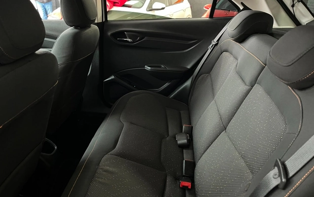imagem-https://www.socarrao.com.br/sc-vehicle-images-prod/3794295/1789221816675-V2hhdHNBcHAgSW1hZ2UgMjAyNi0wOC0yNSBhdCAwOS4wNS4zMiAoMikuanBlZw.jpeg