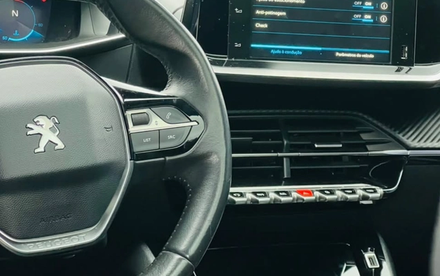 imagem-https://www.socarrao.com.br/sc-vehicle-images-prod/3794298/1789221866589-V2hhdHNBcHAgSW1hZ2UgMjAyNi0wOS0wOSBhdCAxNi40MS41OC5qcGVn.jpeg