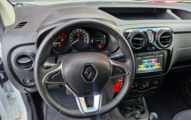 imagem-https://www.socarrao.com.br/sc-vehicle-images-prod/3794312/1789650591742-8467402_8_B_3aaad75627.jpeg