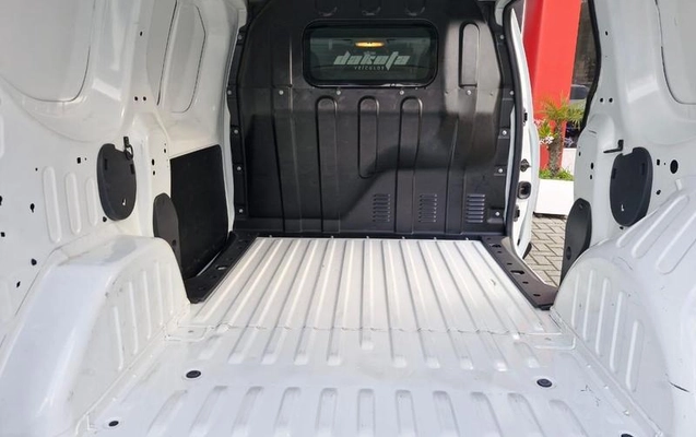 imagem-https://www.socarrao.com.br/sc-vehicle-images-prod/3794312/1789650591747-8467402_10_B_ed665ae5f1.jpeg