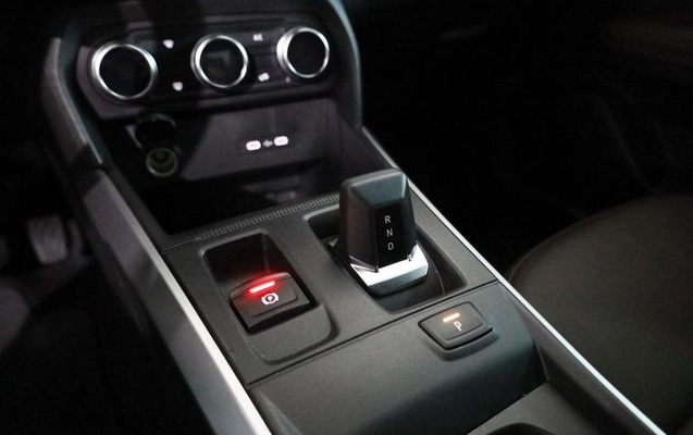 imagem-https://www.socarrao.com.br/sc-vehicle-images-prod/3794344/1789504597462-8451985_9_B_a15c0a7b13.jpeg