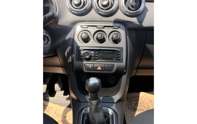 imagem-https://www.socarrao.com.br/sc-vehicle-images-prod/3794352/1789222574363-12_040038.jpg