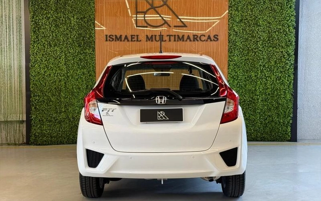 imagem-https://www.socarrao.com.br/sc-vehicle-images-prod/3794367/1789222828080-8429399_15_B_674e399c30.jpeg