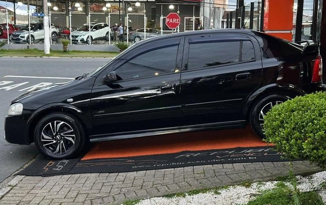 imagem-https://www.socarrao.com.br/sc-vehicle-images-prod/3794402/1789224669795-8432633_16_B_8fe874940d.jpeg