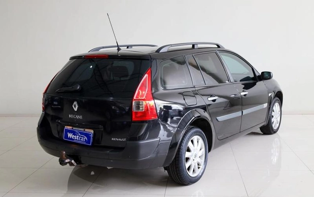 imagem-https://www.socarrao.com.br/sc-vehicle-images-prod/3794405/1789223434241-8336544_13_B_b7aae7983c.jpeg