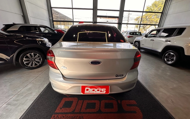 imagem-https://www.socarrao.com.br/sc-vehicle-images-prod/3794406/1789223468250-08fbea60-1e3b-437a-9261-0284cbf88ee0.jpg