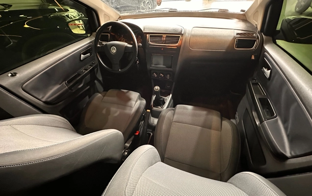 imagem-https://www.socarrao.com.br/sc-vehicle-images-prod/3794417/1789223609570-12682cc6-618b-47e1-a738-2aa7b8ebfed1.jpg