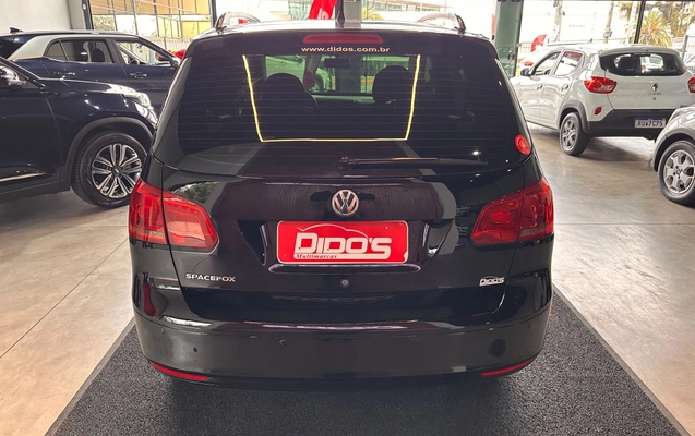 imagem-https://www.socarrao.com.br/sc-vehicle-images-prod/3794417/1789223609571-b53a0658-79a7-4789-8977-6e24cd2a746f.jpg