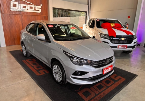 Fiat Cronos DRIVE 1.3 8V Flex 2023 Prata — foto 1 de 3