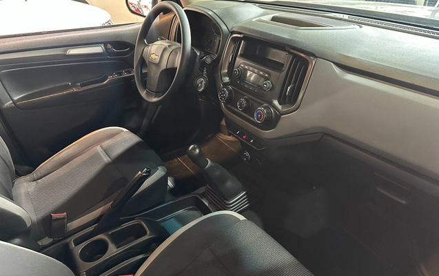 imagem-https://www.socarrao.com.br/sc-vehicle-images-prod/3794433/1789223876675-325d3ee2-673c-44db-b38a-380c8a65fe16.jpg