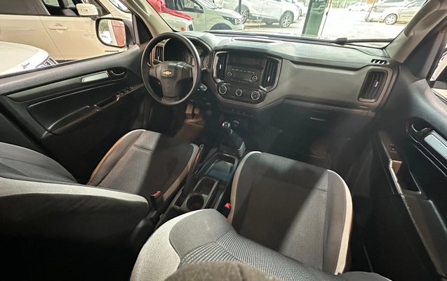 imagem-https://www.socarrao.com.br/sc-vehicle-images-prod/3794433/1789223876680-20b68488-36c6-4bba-a83b-c452bc9c9c4c.jpg