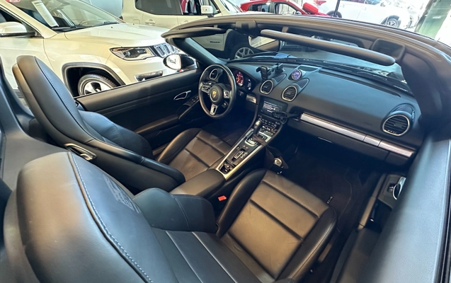 imagem-https://www.socarrao.com.br/sc-vehicle-images-prod/3794436/1789223994436-13558cf1-76b3-45af-9fce-bcdf69810dad.jpg