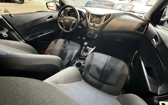 imagem-https://www.socarrao.com.br/sc-vehicle-images-prod/3794445/1789224054230-f3d76615-6faf-4301-be80-37ec9a212200.jpg