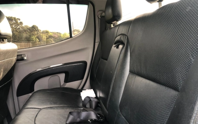 imagem-https://www.socarrao.com.br/sc-vehicle-images-prod/3794448/1789396964523-xhikUqwblnAg1cJzGiVMiUUItmRQbDpC.jpg