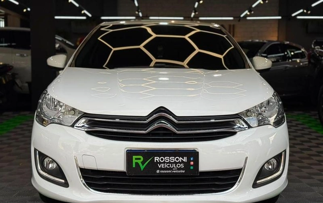 imagem-https://www.socarrao.com.br/sc-vehicle-images-prod/3794452/1789403137891-8352782_5_B_3050876fd5.jpeg