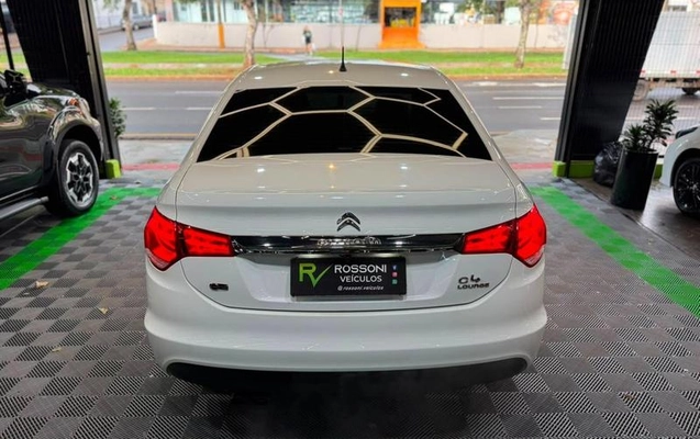imagem-https://www.socarrao.com.br/sc-vehicle-images-prod/3794452/1789403137900-8352782_5_B_3ad2f42413.jpeg