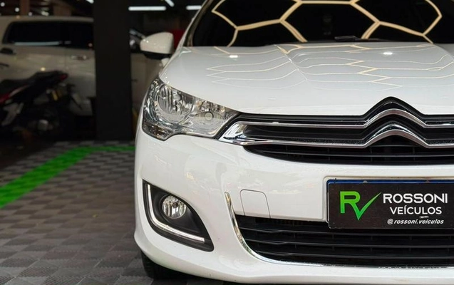 imagem-https://www.socarrao.com.br/sc-vehicle-images-prod/3794452/1789403137907-8352782_3_B_1cd149e68f.jpeg