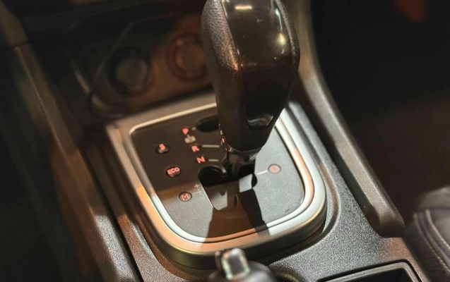 imagem-https://www.socarrao.com.br/sc-vehicle-images-prod/3794452/1789403137982-8352782_19_B_515c60d538.jpeg