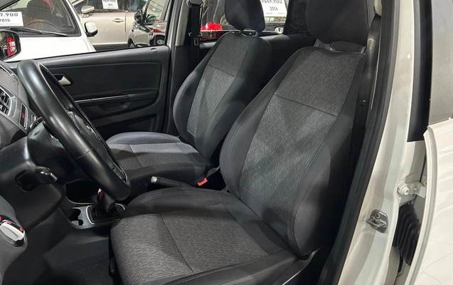 imagem-https://www.socarrao.com.br/sc-vehicle-images-prod/3794454/1789660713619-8456991_10_B_5b7c2ca344.jpeg