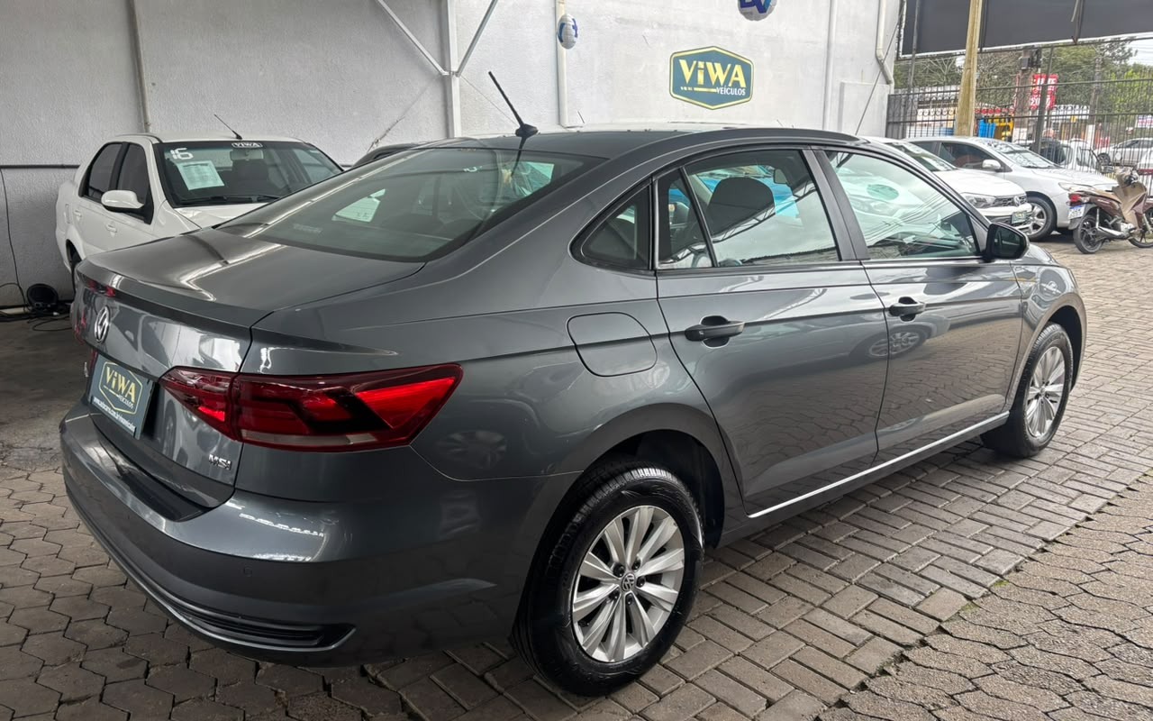 imagem-https://www.socarrao.com.br/sc-vehicle-images-prod/3794466/1789224453981-VklSVFVTIDkuanBn.jpg