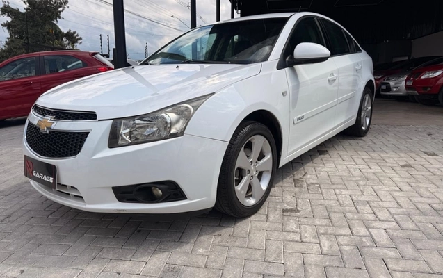imagem-https://www.socarrao.com.br/sc-vehicle-images-prod/3794472/1789224625064-7_114936.jpg