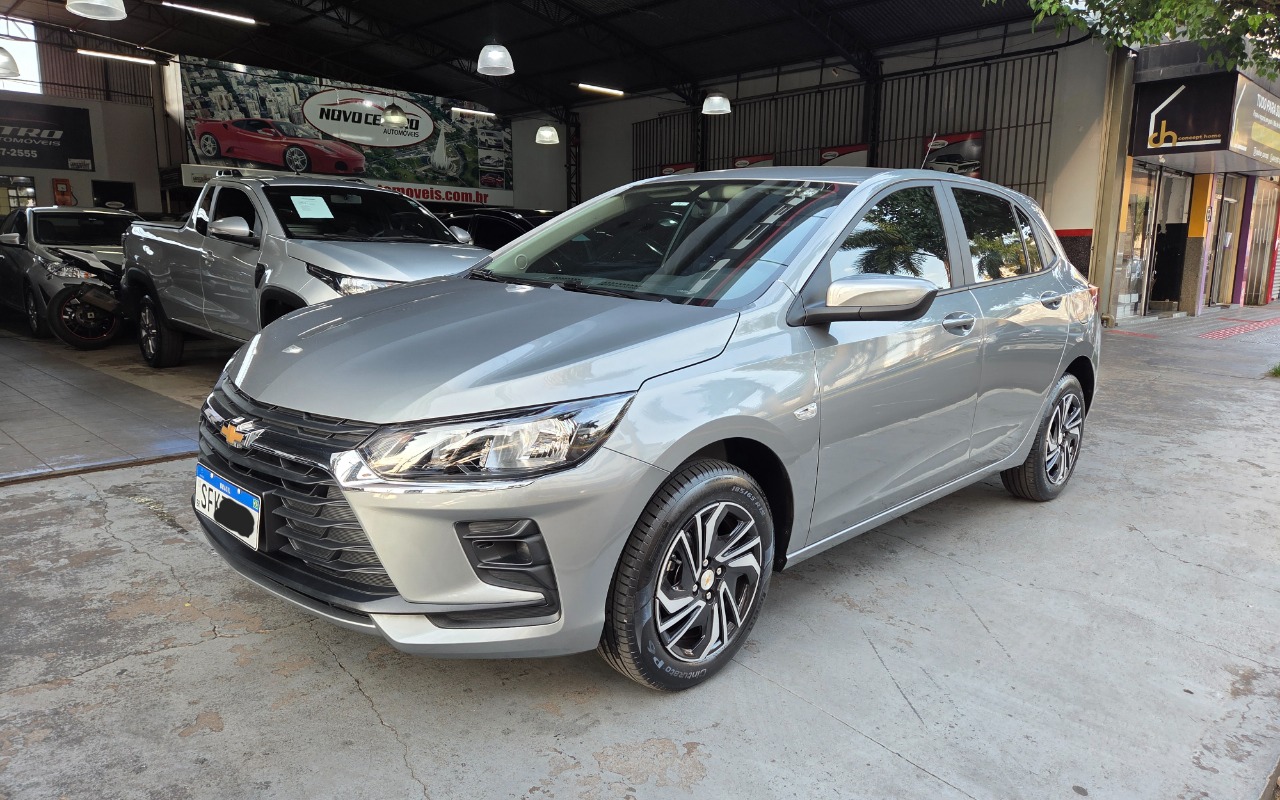 Chevrolet Onix 2026 Cinza — foto 1 de 3