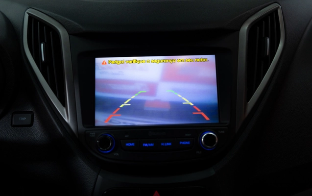 imagem-https://www.socarrao.com.br/sc-vehicle-images-prod/3794482/1789225011381-wcdCA9bN6sHWD6padPA1qYqpihcC93NJ.jpg