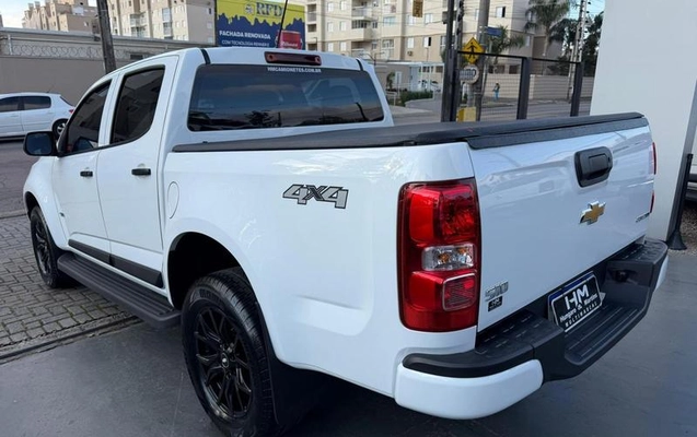 imagem-https://www.socarrao.com.br/sc-vehicle-images-prod/3794501/1789225394107-8110811_12_B_de883469c9.jpeg