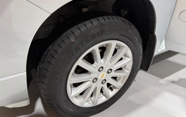 imagem-https://www.socarrao.com.br/sc-vehicle-images-prod/3794508/1789225569408-vehicle_image_1789225540_cf202d272af097b80c6b72ea1ea97e83.jpeg