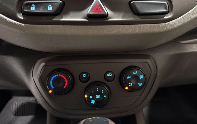 imagem-https://www.socarrao.com.br/sc-vehicle-images-prod/3794508/1789225569461-vehicle_image_1789225560_41b70bf252e5b56e7ec85f6e8131d83c.jpeg