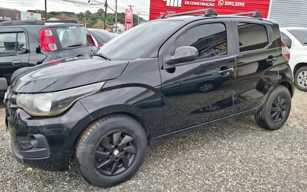 Fiat Mobi 2018 Preto — foto 1 de 3