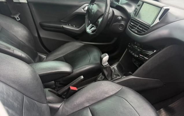 imagem-https://www.socarrao.com.br/sc-vehicle-images-prod/3794518/1789225867973-YTk2OTM0MmQtOWIyZC00MjlhLWExN2EtNjM2ZTMxYzIwNWM2LmpmaWY.jfif