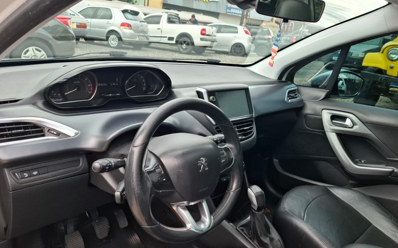 imagem-https://www.socarrao.com.br/sc-vehicle-images-prod/3794518/1789225868250-ZWYyMTAyNDQtNmQ4NS00Y2RlLWI4MzQtYjAyNGFkODU4Y2UyLmpmaWY.jfif