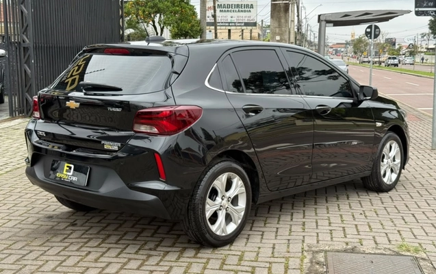 imagem-https://www.socarrao.com.br/sc-vehicle-images-prod/3794523/1789225973159-7_015731.jpg