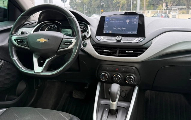 imagem-https://www.socarrao.com.br/sc-vehicle-images-prod/3794523/1789225973168-5_015731.jpg