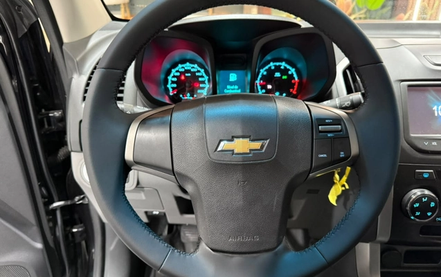 imagem-https://www.socarrao.com.br/sc-vehicle-images-prod/3794533/1789226245717-vehicle_image_1789226231_81189f19a555573656e4d5175e736406.jpeg
