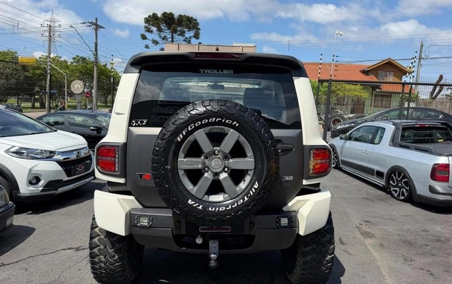imagem-https://www.socarrao.com.br/sc-vehicle-images-prod/3794534/1789226311312-8419905_4_B_e6af0531f2.jpeg