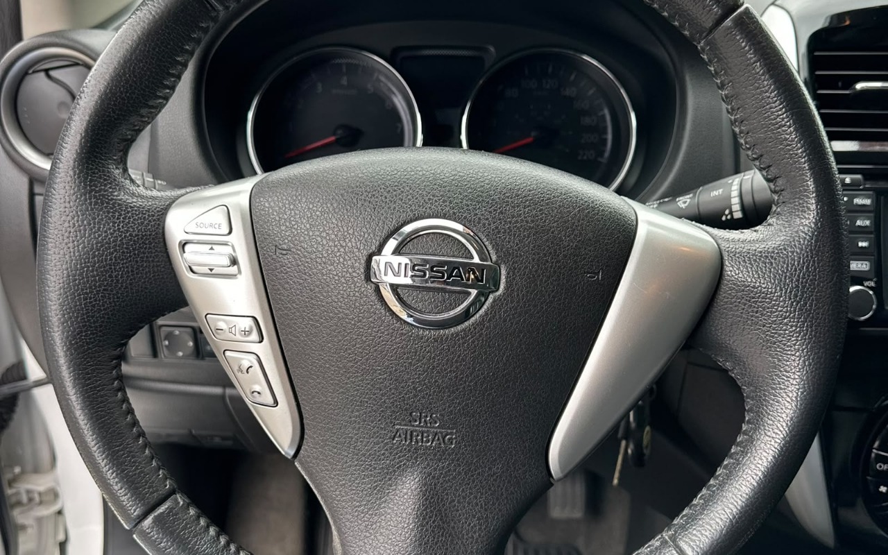 imagem-https://www.socarrao.com.br/sc-vehicle-images-prod/3794581/1789738402278-Y2Q1ZWZmNzEtZWYwNy00NWYyLTk0M2ItMTJiODIzZWNlYThiLmpwZw.jpg