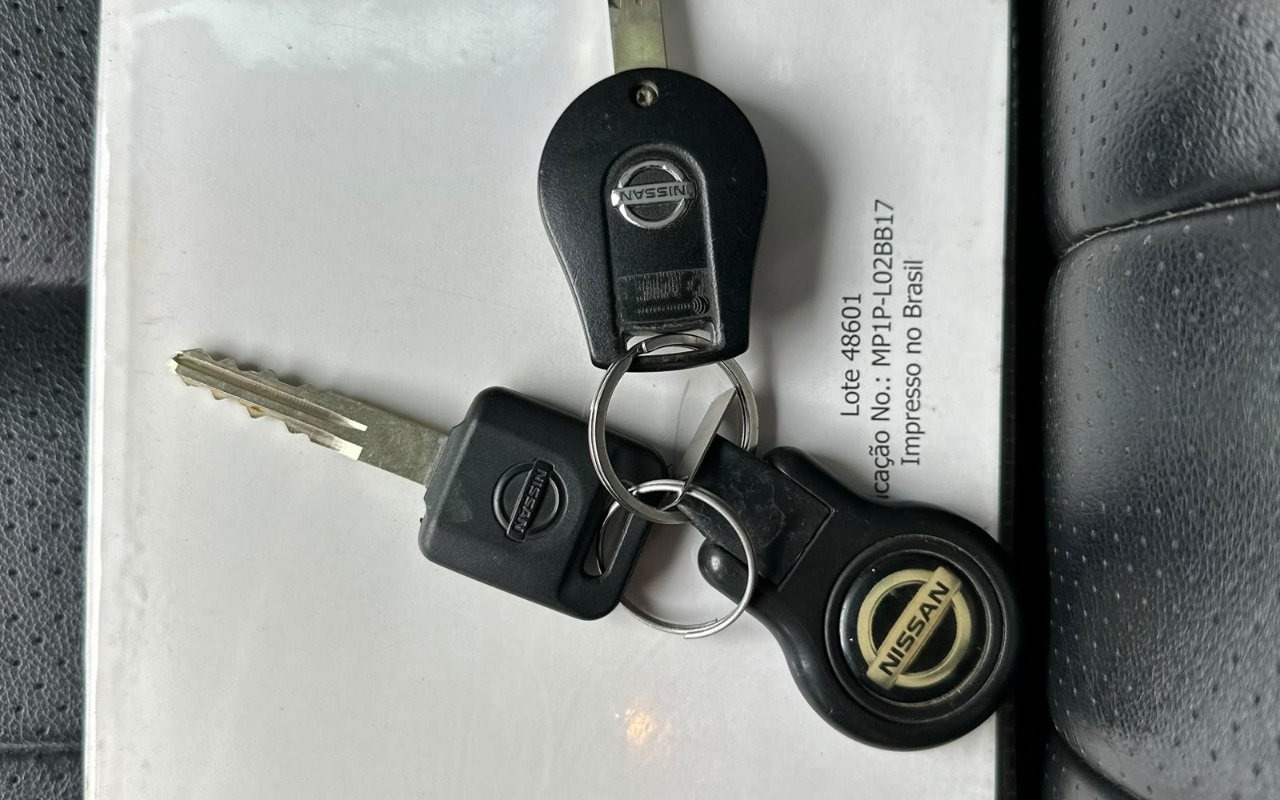 imagem-https://www.socarrao.com.br/sc-vehicle-images-prod/3794581/1789738402759-MmRjZjk5ZWMtNjNhZi00Y2Q4LWE4MDAtNTQwNDNmZmViMDhmLmpwZw.jpg