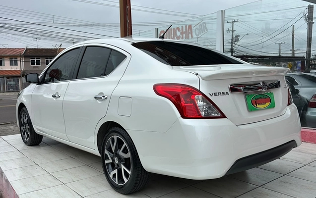 imagem-https://www.socarrao.com.br/sc-vehicle-images-prod/3794581/1789738402858-ZTQ5MThlN2UtMWJkOS00MTUxLWJjYjctNWJhODg4ODZkZTc3LmpwZw.jpg