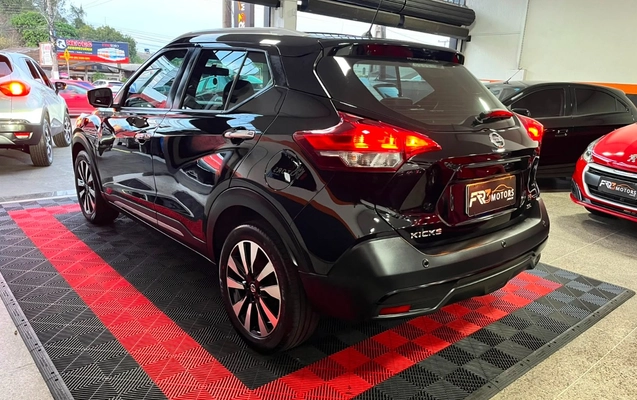 imagem-https://www.socarrao.com.br/sc-vehicle-images-prod/3794582/1789390723766-V2hhdHNBcHAgSW1hZ2UgMjAyNi0wOC0xOCBhdCAxOC4wMy4xMyAoMTEpLmpwZWc.jpeg