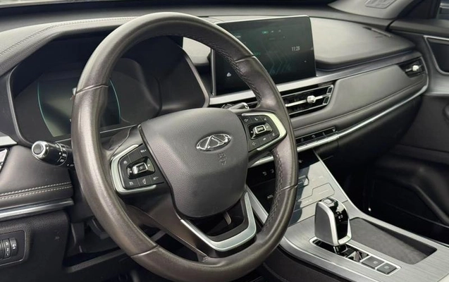 imagem-https://www.socarrao.com.br/sc-vehicle-images-prod/3794598/1789664237023-8471210_8_B_6b30b7f150.jpeg