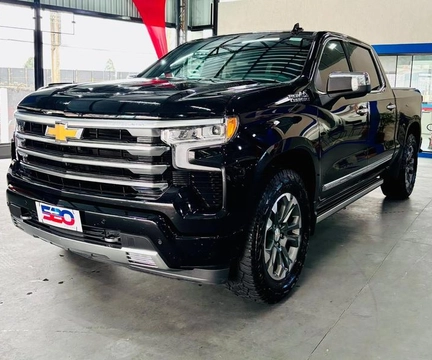 Chevrolet Silverado 2024 Preto — foto 1 de 3