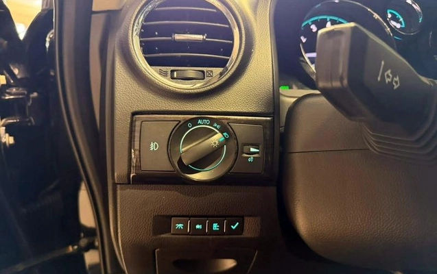 imagem-https://www.socarrao.com.br/sc-vehicle-images-prod/3794613/1789400214145-8406417_11_B_40bb4e1d78.jpeg